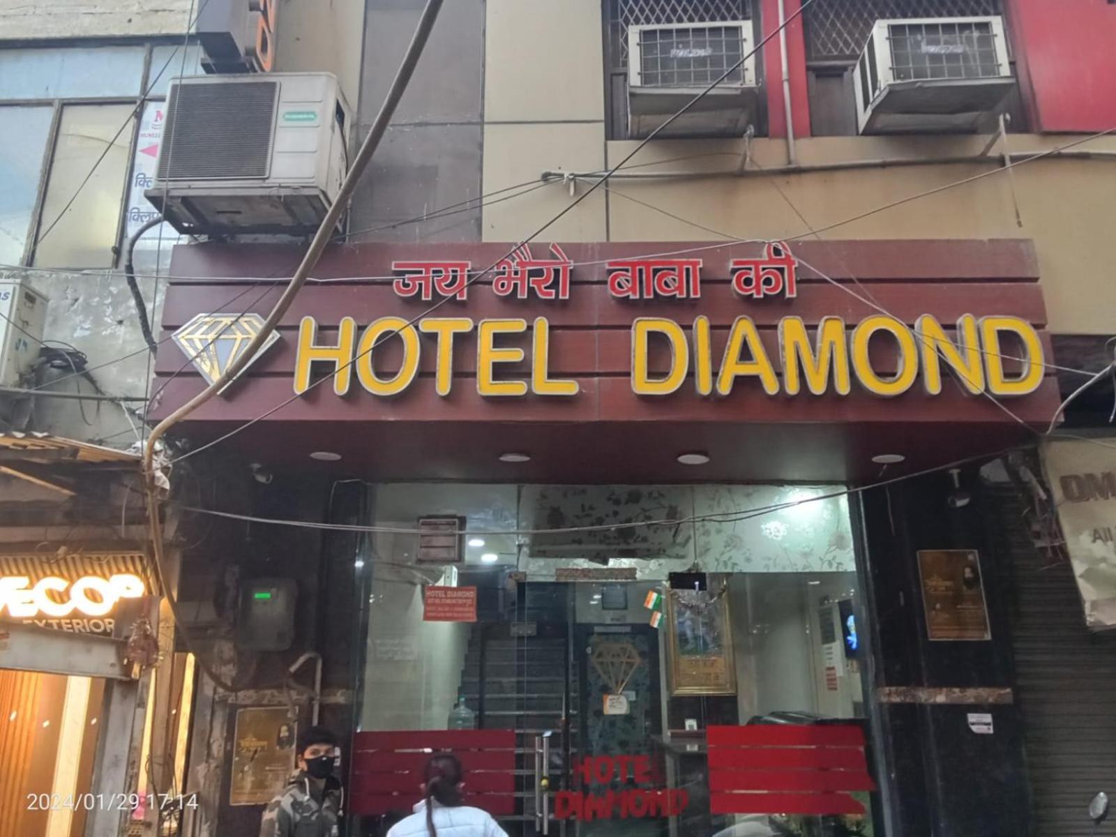 Hotel Diamond Nova Deli Exterior foto
